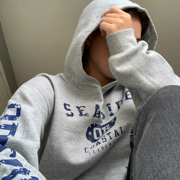 Seaside Hoodie - Picture 2 of 4